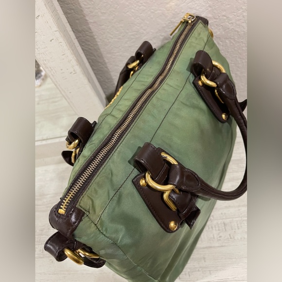 PRADA Authentic Crossbody Bag (Handbag) - Picture 12 of 16